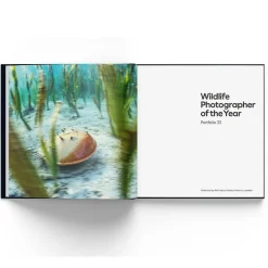 NHM Shop Wildlife Photographer of the Year Portfolio 33* Museum-related Books